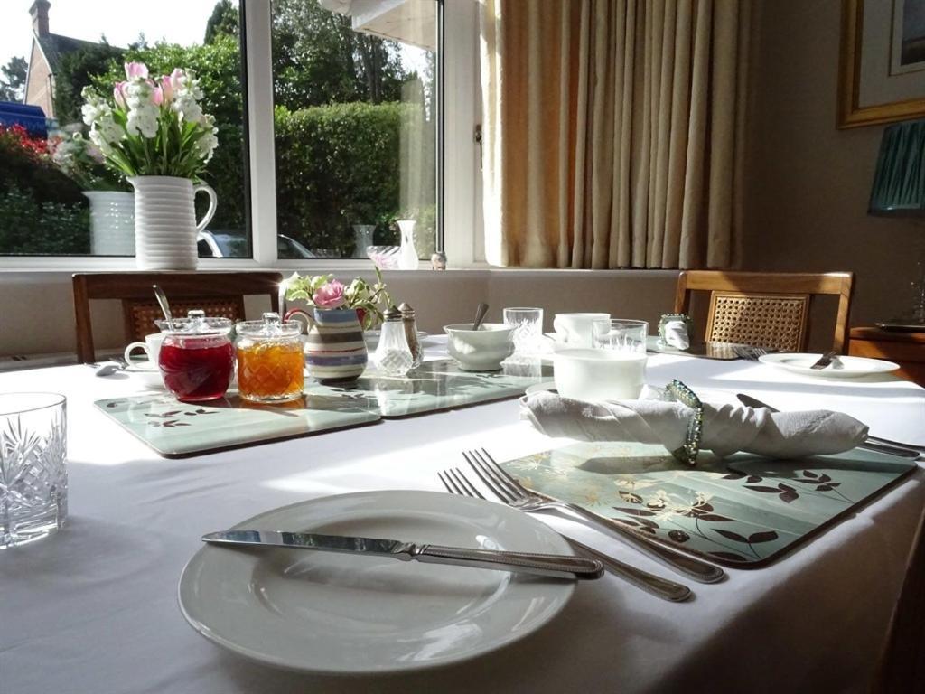 Honey Lodge Broadstone Eksteriør bilde